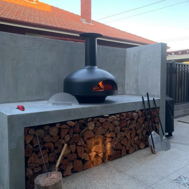 Polito Giotto Wood Fired Pizza Oven With Bench Stand